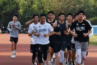 第31届中华杯全国中老年足球赛收官，1200多名中老年队员参赛